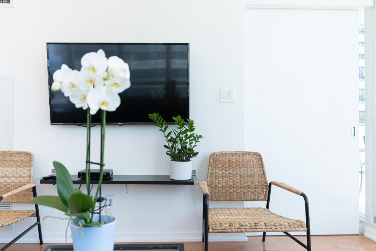 Beautiful Modern Toronto Luxurious Scotiabank Arena Aparthotel Ngoại thất bức ảnh
